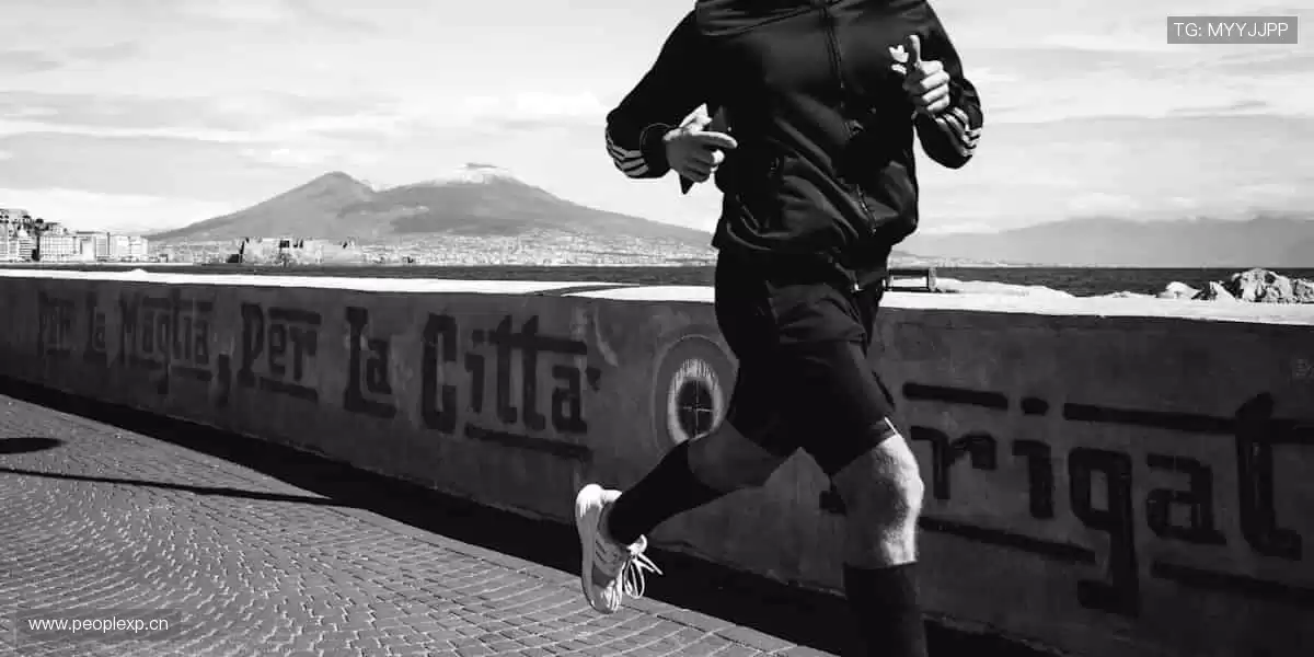 📱随时随地,高清流畅,把赛场装进口袋!